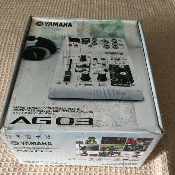 Yamaha AG03 Mixing Console - Picture 7 of 7